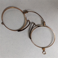 næsebrille guldfarvet stel tyndt antik læsebrille